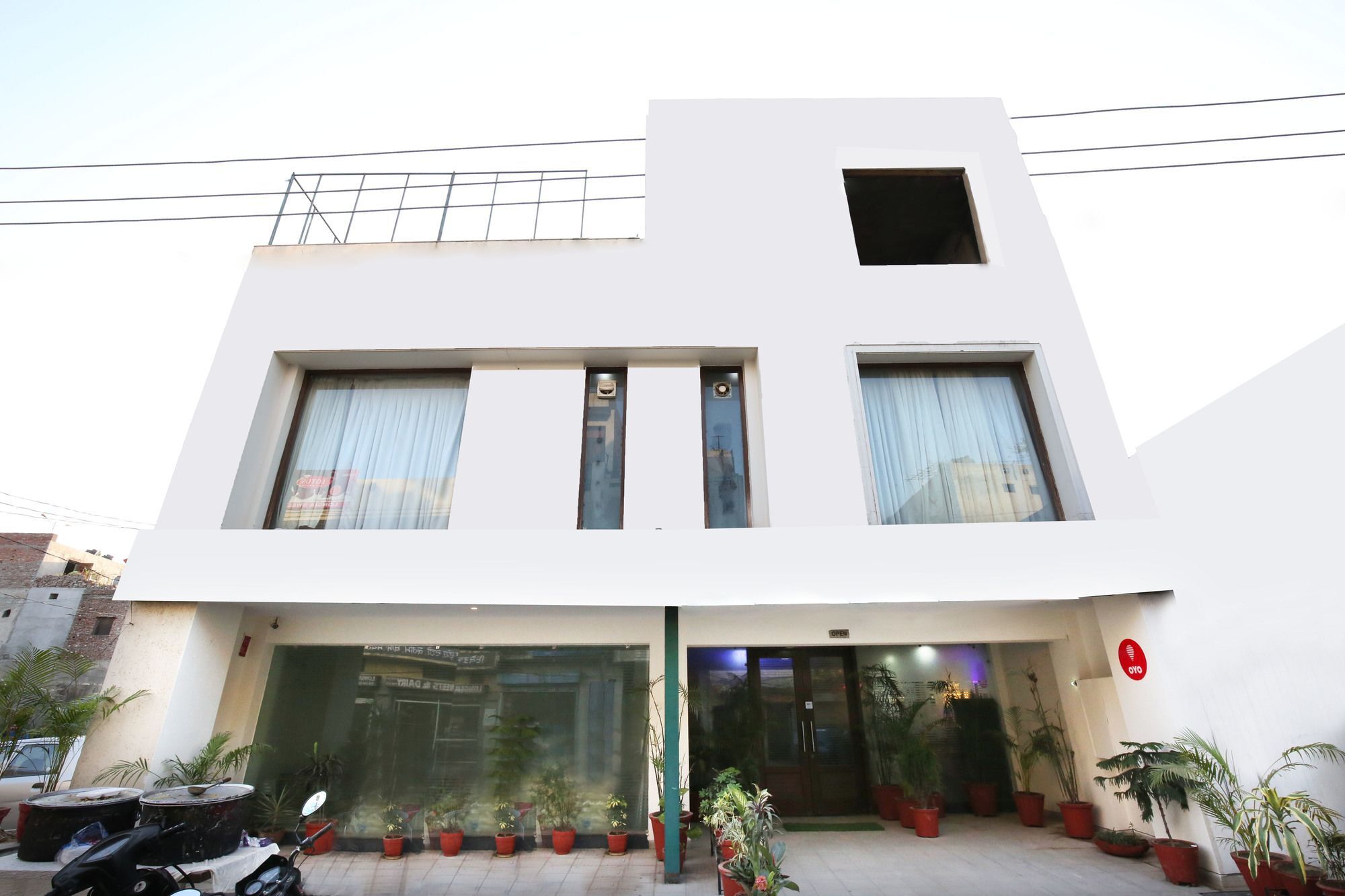 Fabhotel Citi Inn Zirakpur Exterior photo